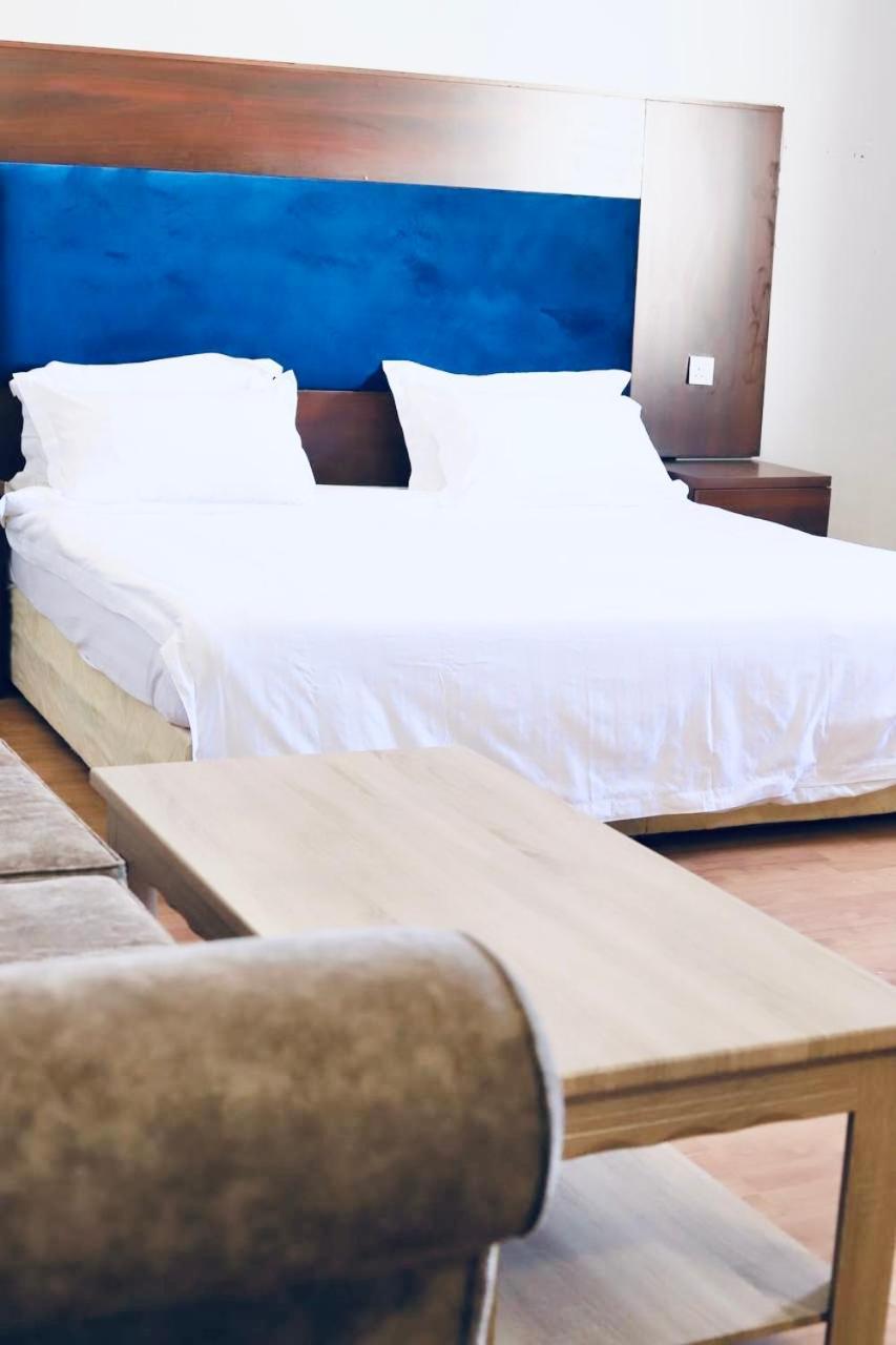 Safa Park Hotel Yanbu فندق صفا بارك ينبع Esterno foto